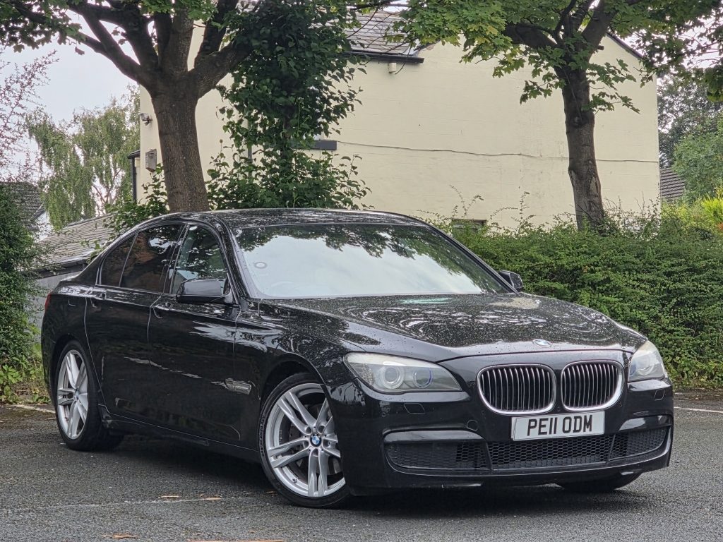 BMW 7 Series 3.0 730D M Black