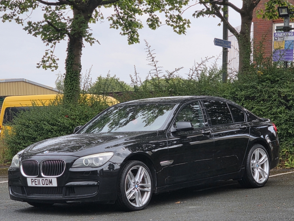 BMW 7 Series 3.0 730D M Black #4