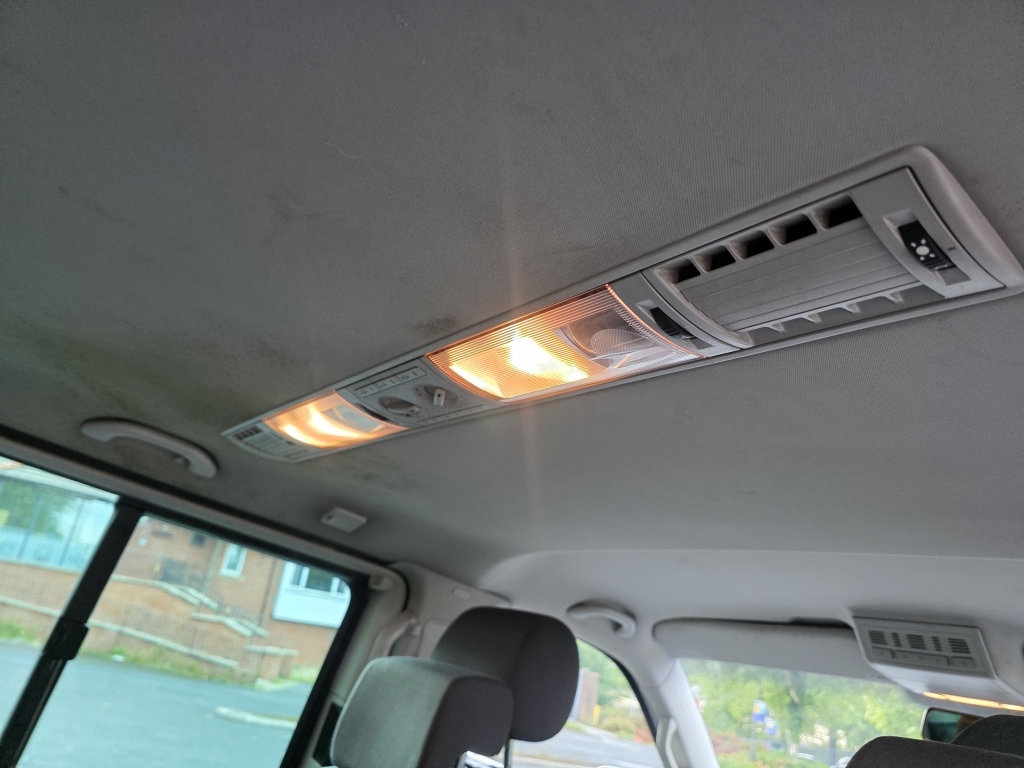 Volkswagen Caravelle Mpv Black #20