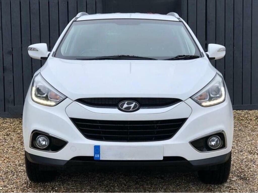 Hyundai Ix35  White #8