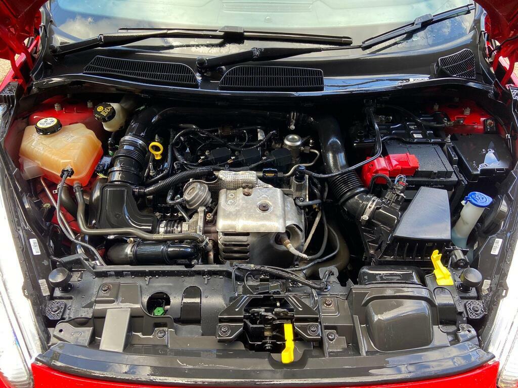 Ford Fiesta Zetec Red #5