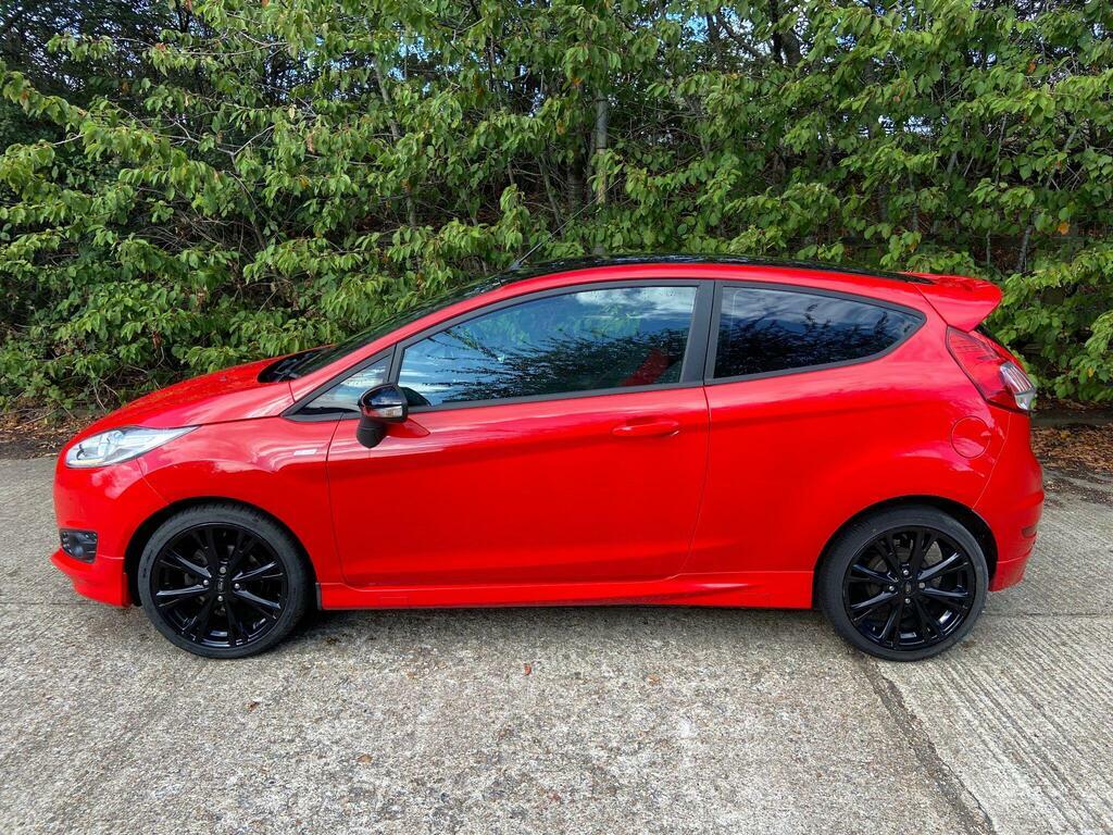Ford Fiesta Zetec Red #10