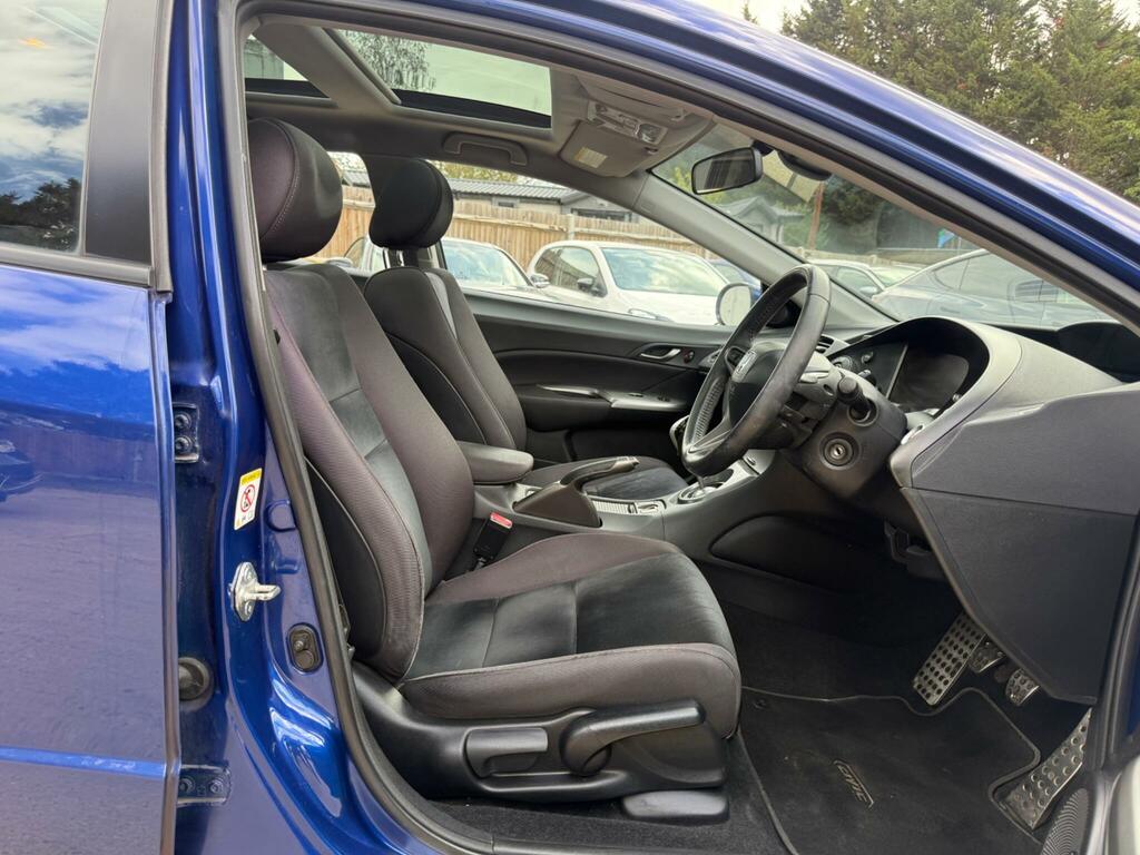 Honda Civic Hatchback Black #18