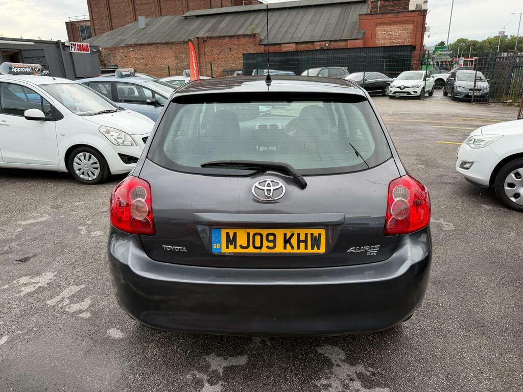 Toyota Auris 1.6 V-matic Tr Grey #5