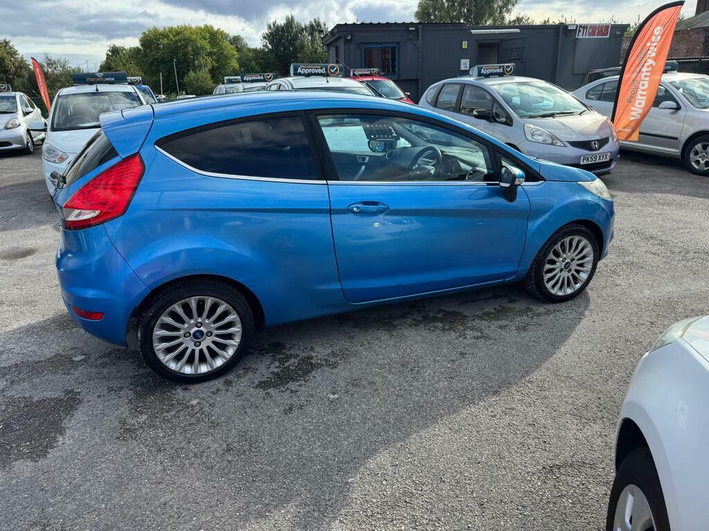 Ford Fiesta  Grey #8