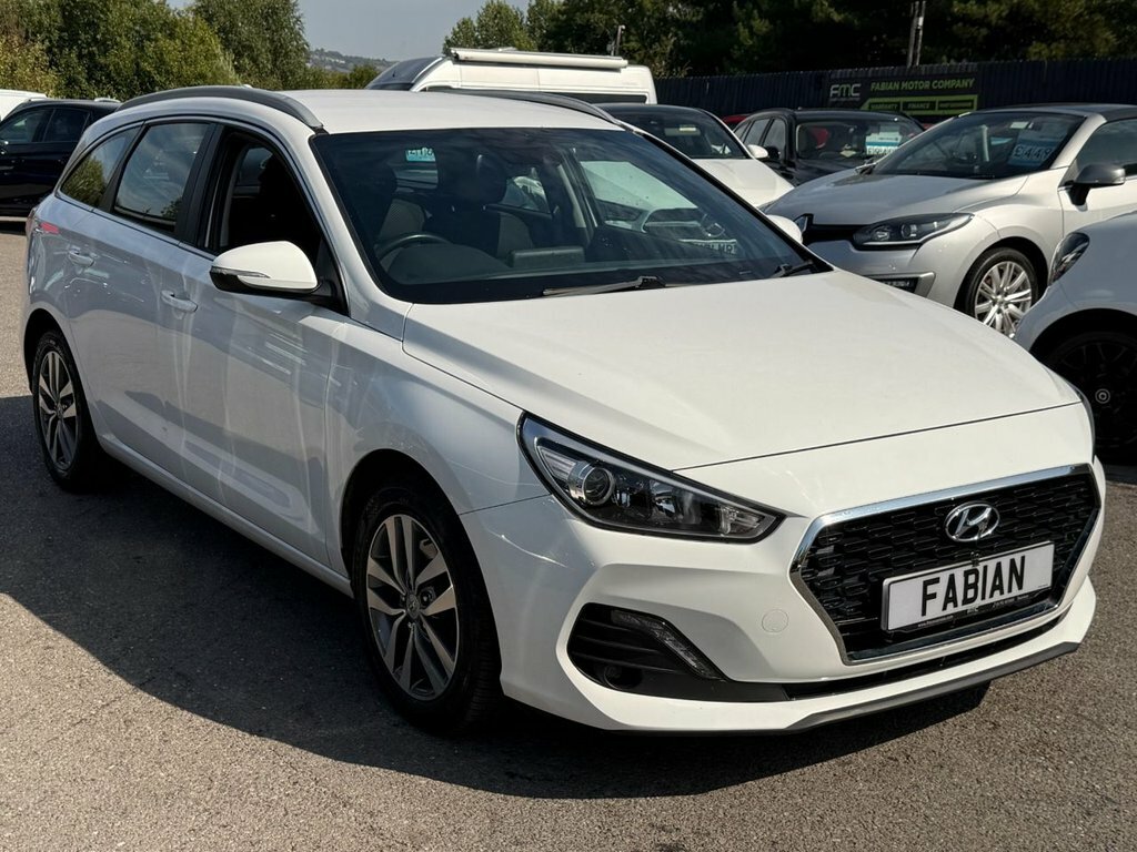 Hyundai I30 1.6L Se Nav CK68YJA White #5