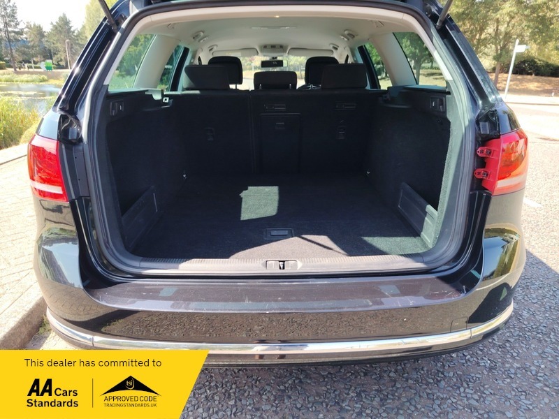 Volkswagen Passat Executive #8