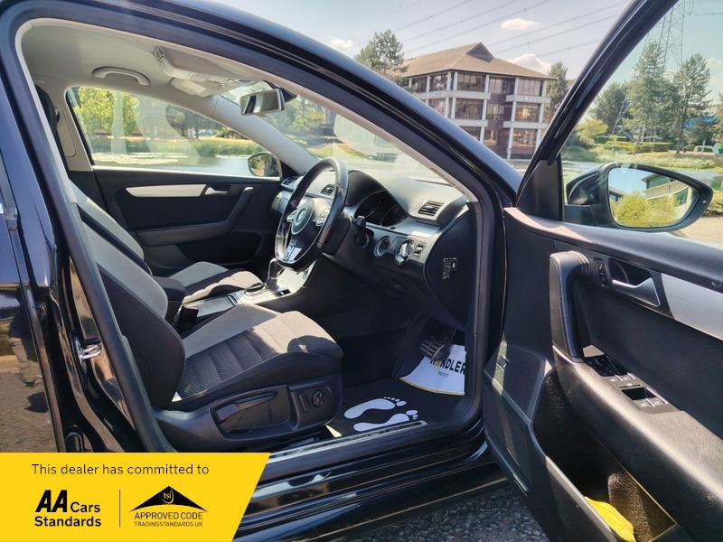 Volkswagen Passat Executive #21