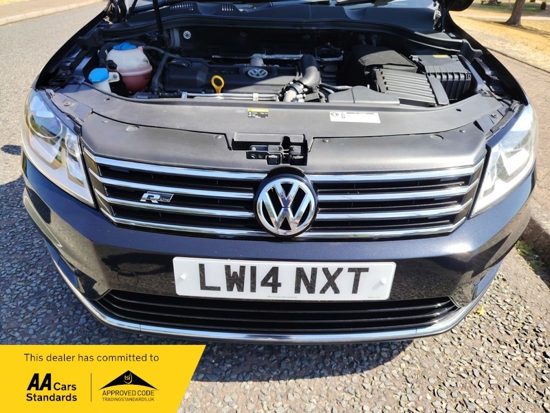 Volkswagen Passat Executive #42