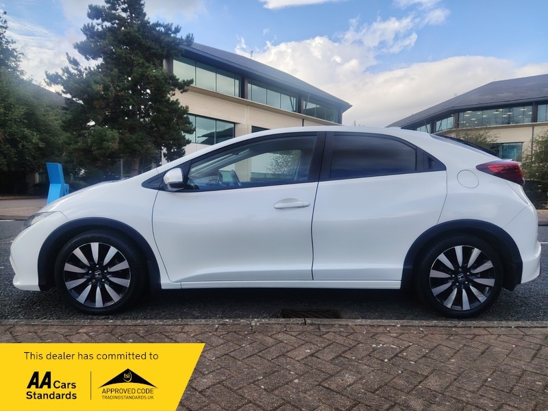Honda Civic 1.8 I-vtec Se Plus White #4