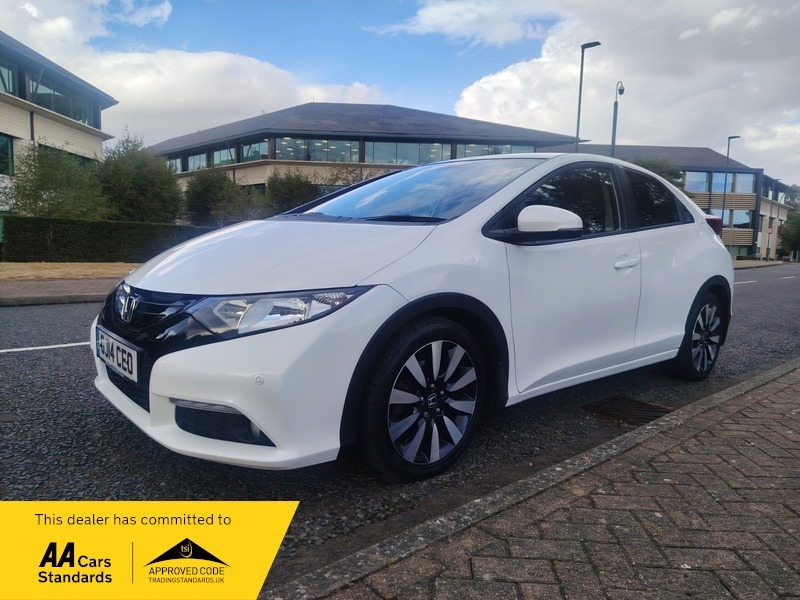 Honda Civic 1.8 I-vtec Se Plus White #3