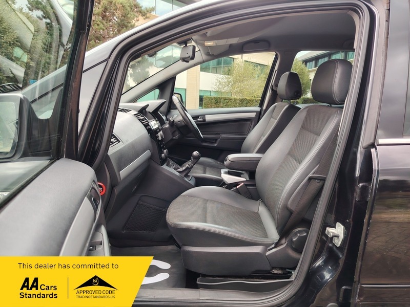 Vauxhall Zafira Design Silver #33
