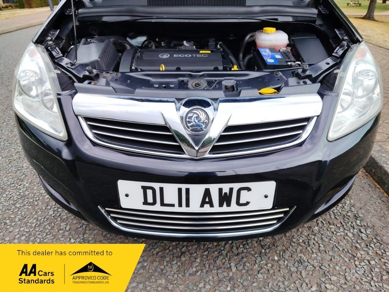 Vauxhall Zafira Design Silver #37