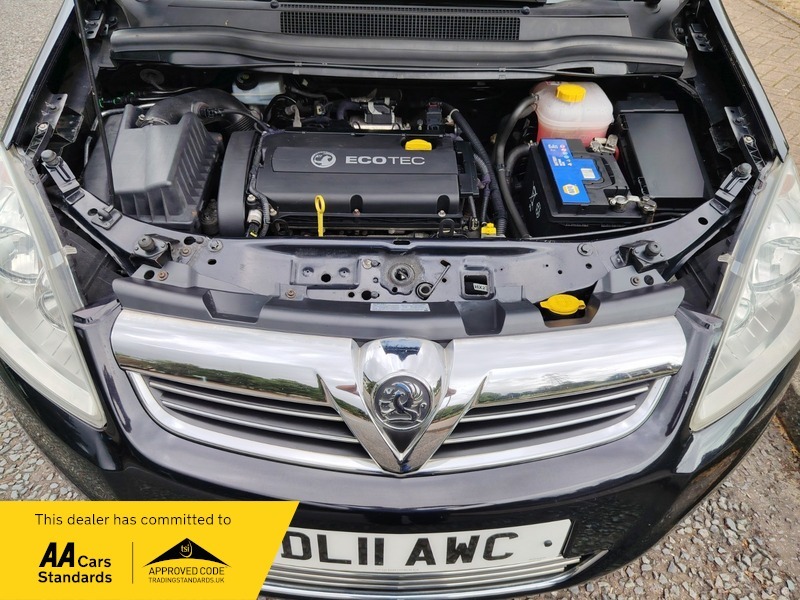 Vauxhall Zafira Design Silver #38