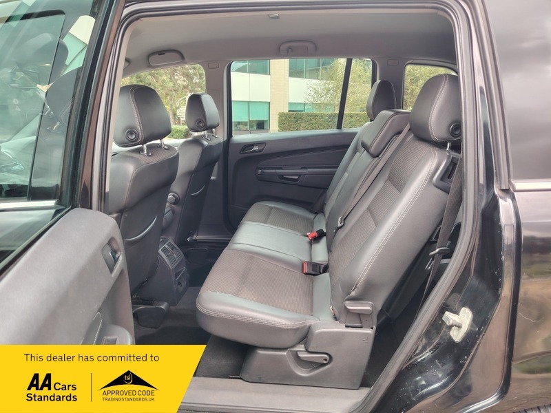 Vauxhall Zafira Design Silver #35
