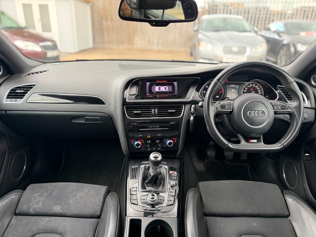 Audi A4 Saloon 2.0 White #21
