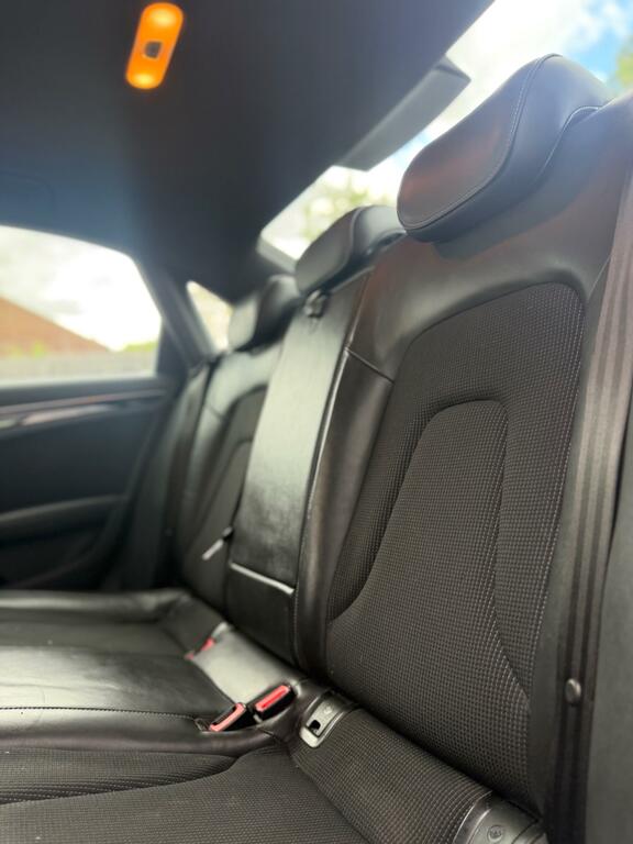 Audi A4 Saloon 2.0 White #14