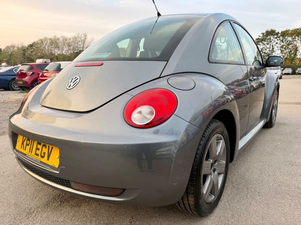 Volkswagen Beetle Hatchback White #17