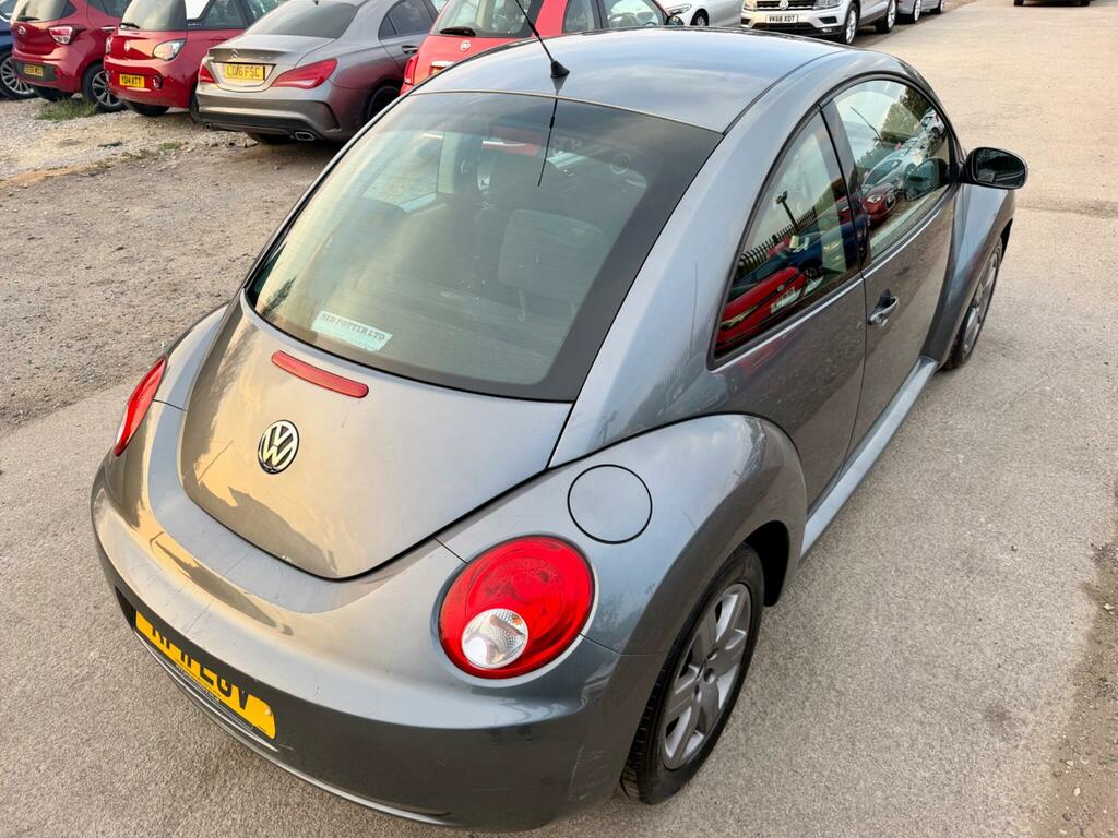 Volkswagen Beetle Hatchback White #15