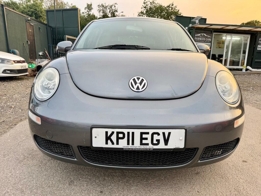 Volkswagen Beetle Hatchback White #8