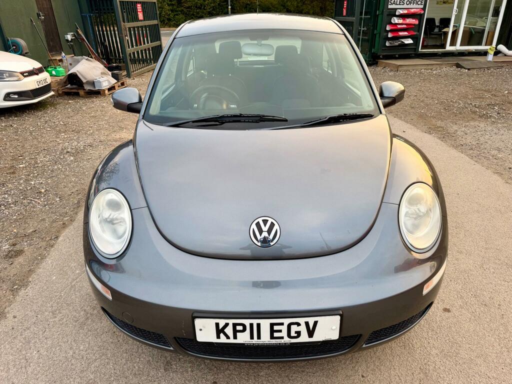 Volkswagen Beetle Hatchback White #7