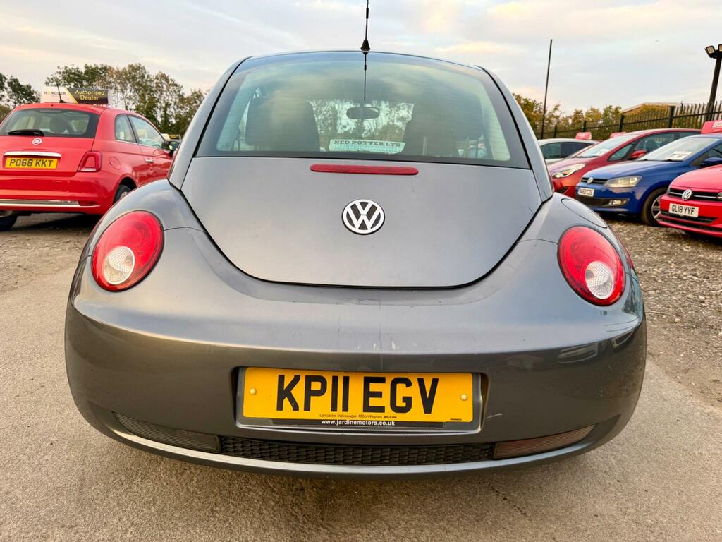 Volkswagen Beetle Hatchback White #13
