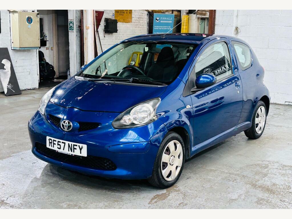 Toyota Aygo Hatchback  #3
