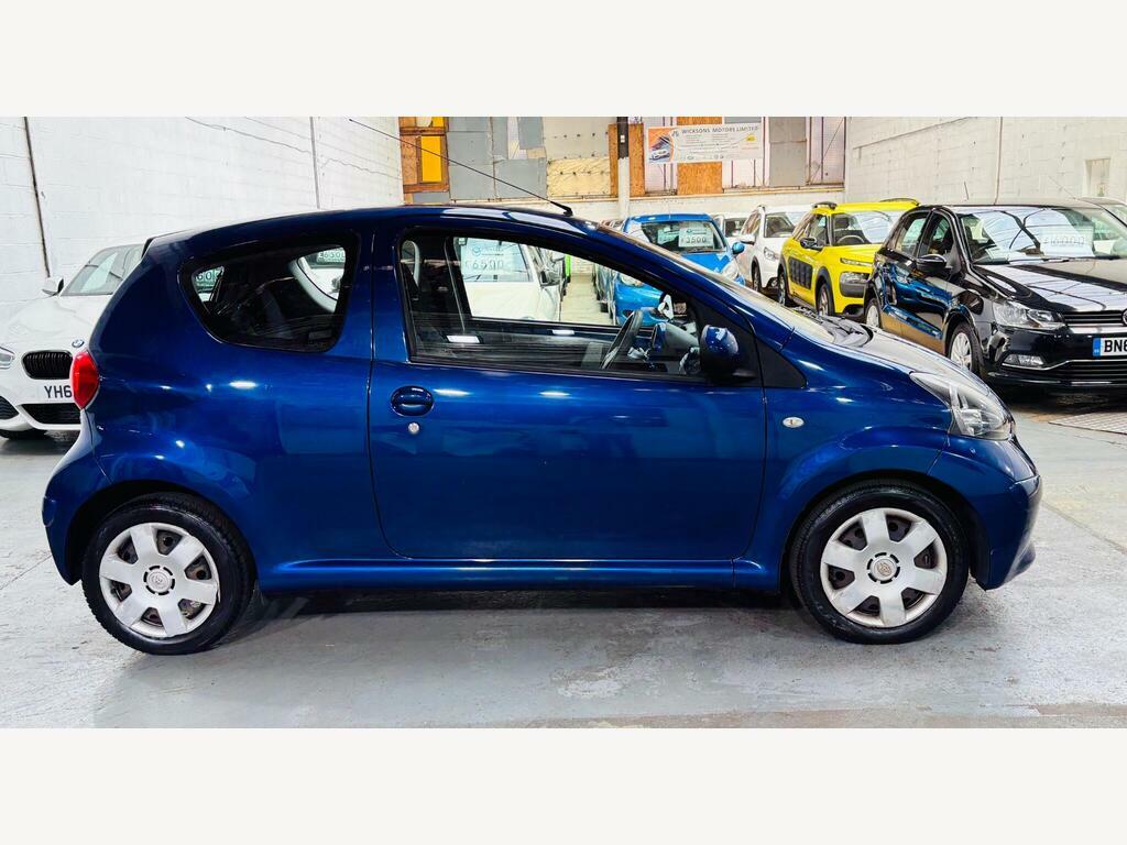 Toyota Aygo Hatchback  #7