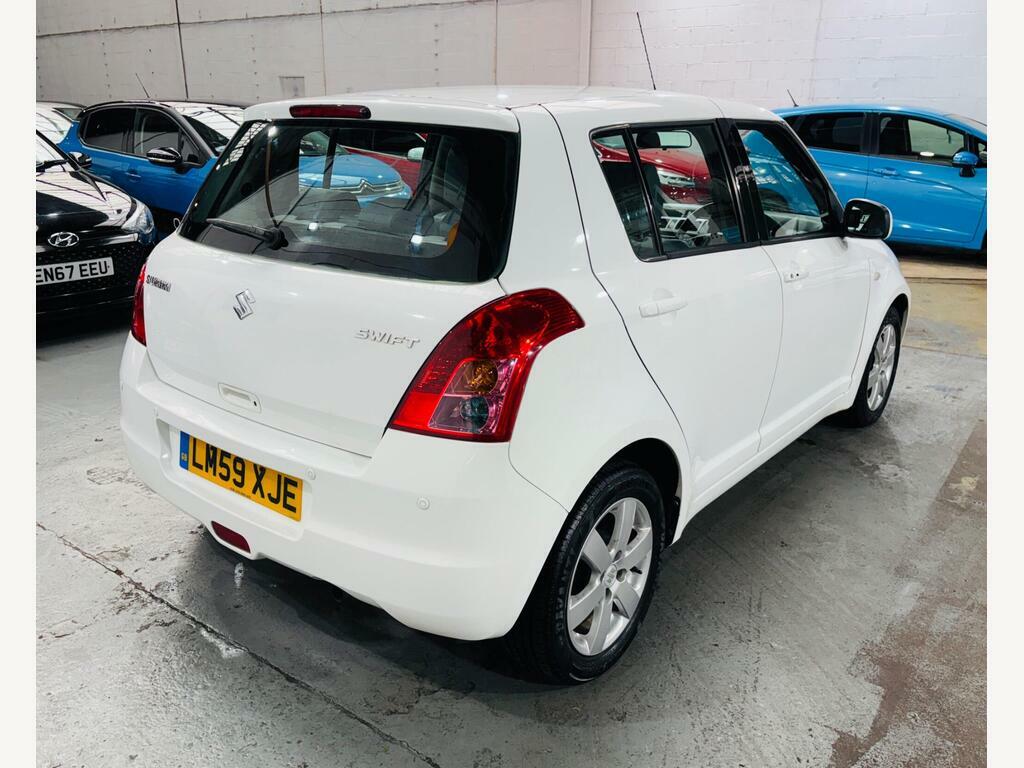 Suzuki Swift Hatchback  #4