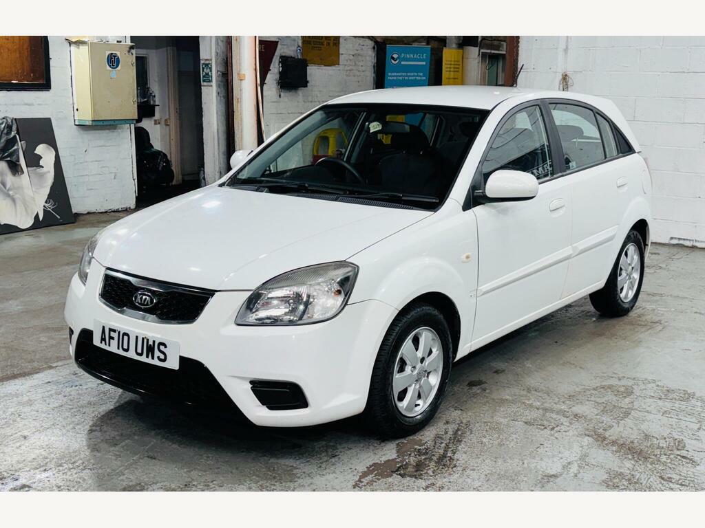 Kia RIO 1.4 Strike White #3