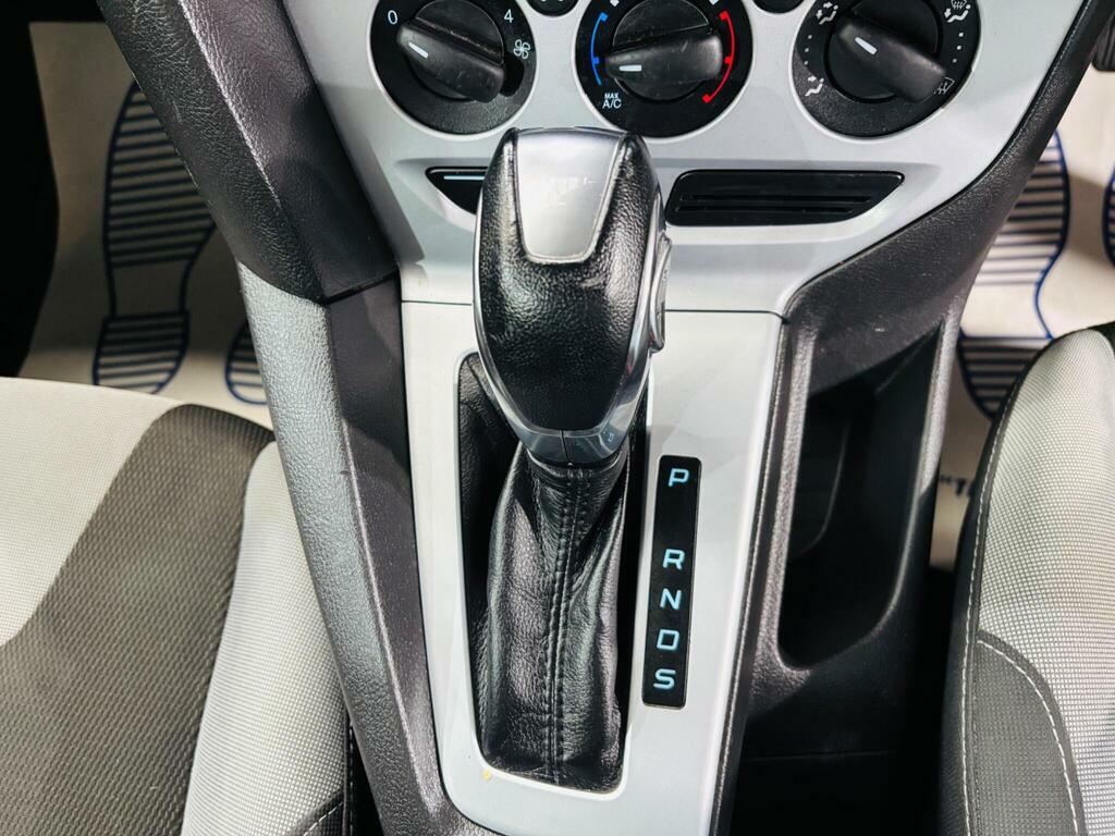 Ford Focus Hatchback Silver #19