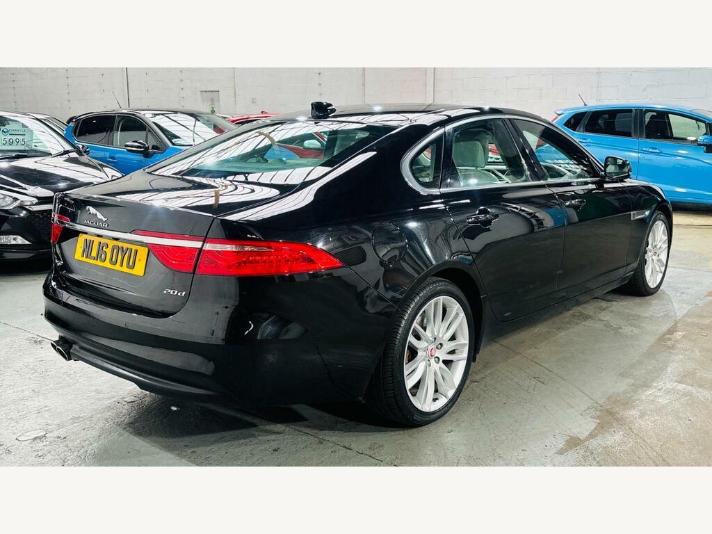 Jaguar XF 2.0D Portfolio Euro 6 S S Black #4