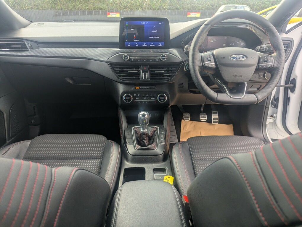 Ford Focus Hatchback 1.0 T Ecoboost St-line X 201969 AP69CXF White #5