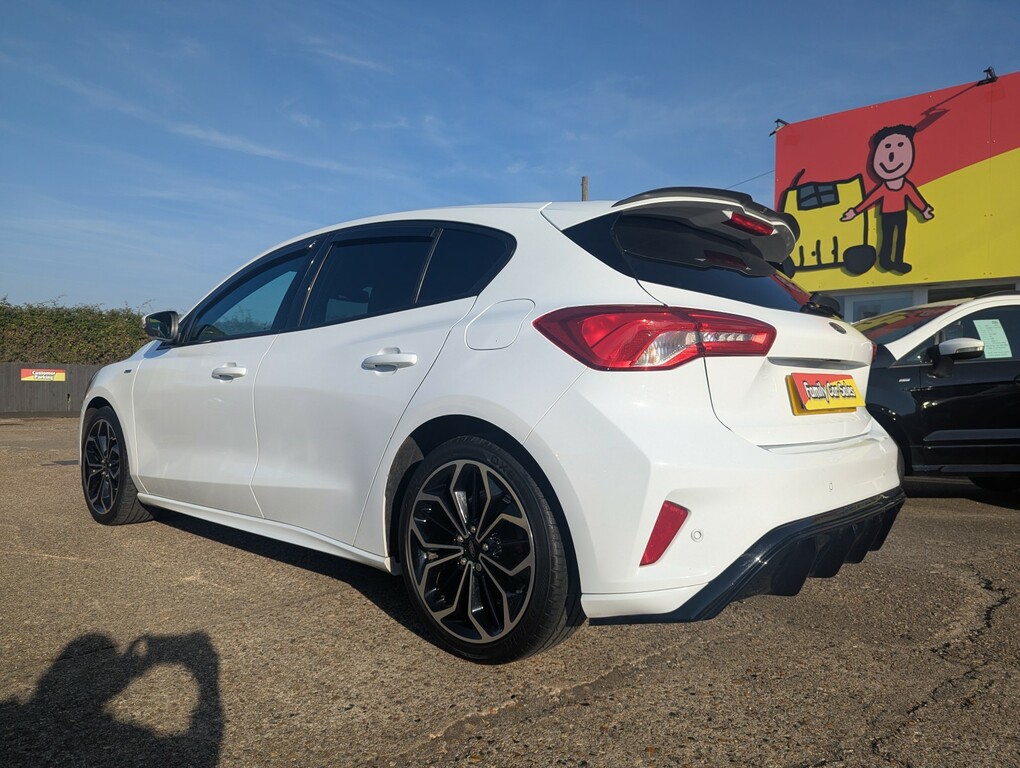 Ford Focus Hatchback 1.0 T Ecoboost St-line X 201969 AP69CXF White #4