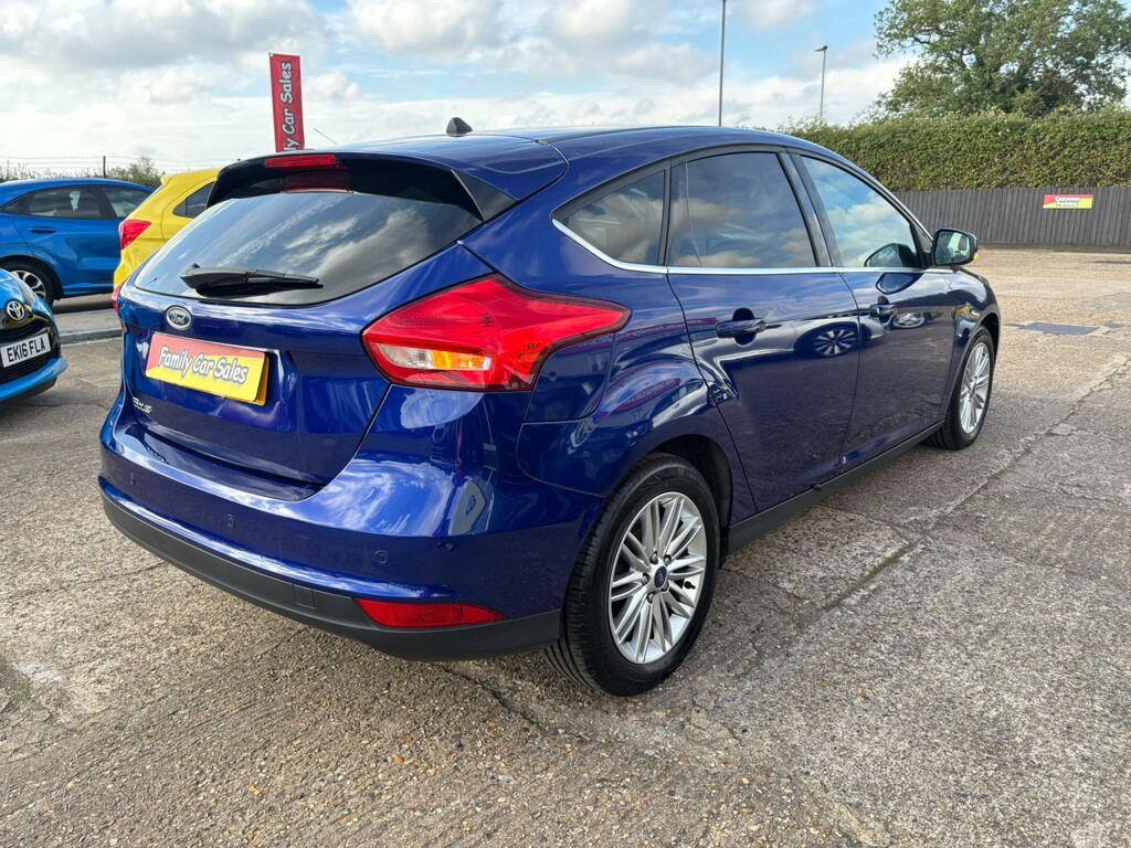 Ford Focus Hatchback 1.5 Tdci Zetec Edition 201818 VN18EFR Blue #2