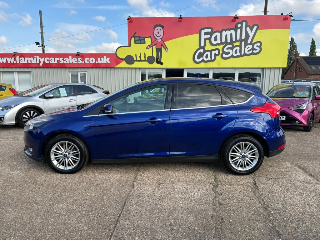 Ford Focus Hatchback 1.5 Tdci Zetec Edition 201818 VN18EFR Blue #3