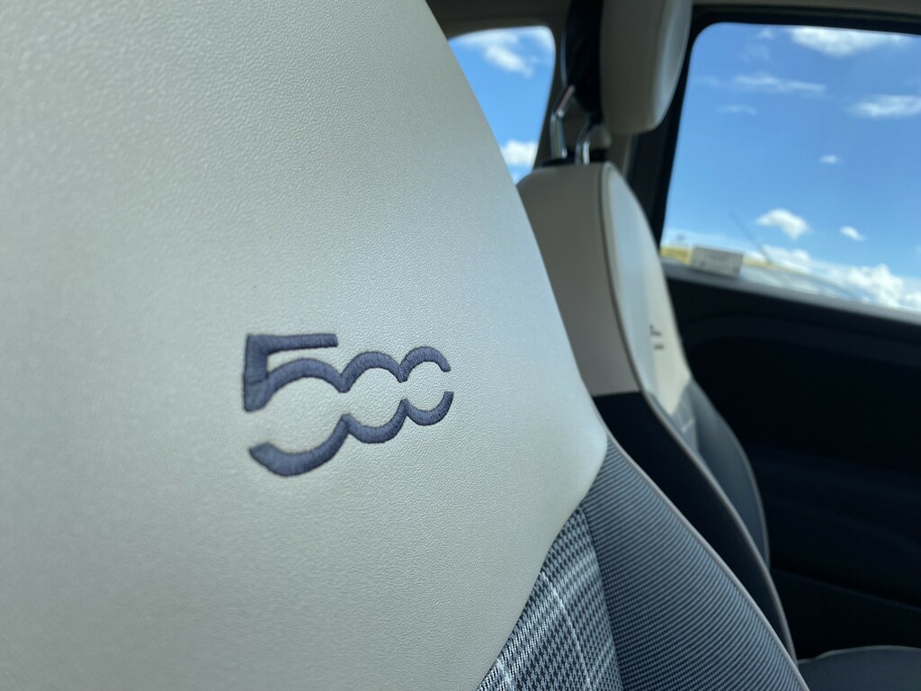 Fiat 500 2018 1.2 Lounge 69 Bhp Black #20