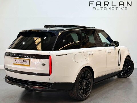 Land Rover Range Rover 3.0 D350 Mhev White #4