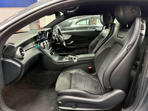 Mercedes-Benz C Class Automatic Black #29
