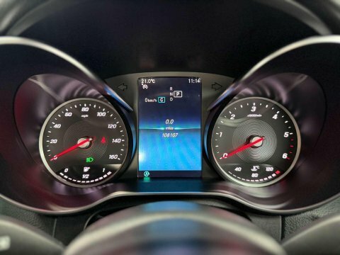 Mercedes-Benz C Class Automatic Black #26