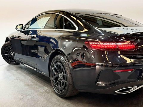 Mercedes-Benz E Class Automatic Black #16
