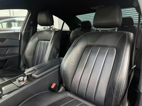 Mercedes-Benz CLS 2.1 Cls220d Amg Black #6