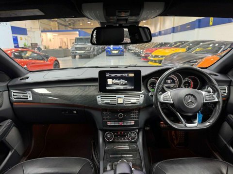 Mercedes-Benz CLS 2.1 Cls220d Amg Black #2