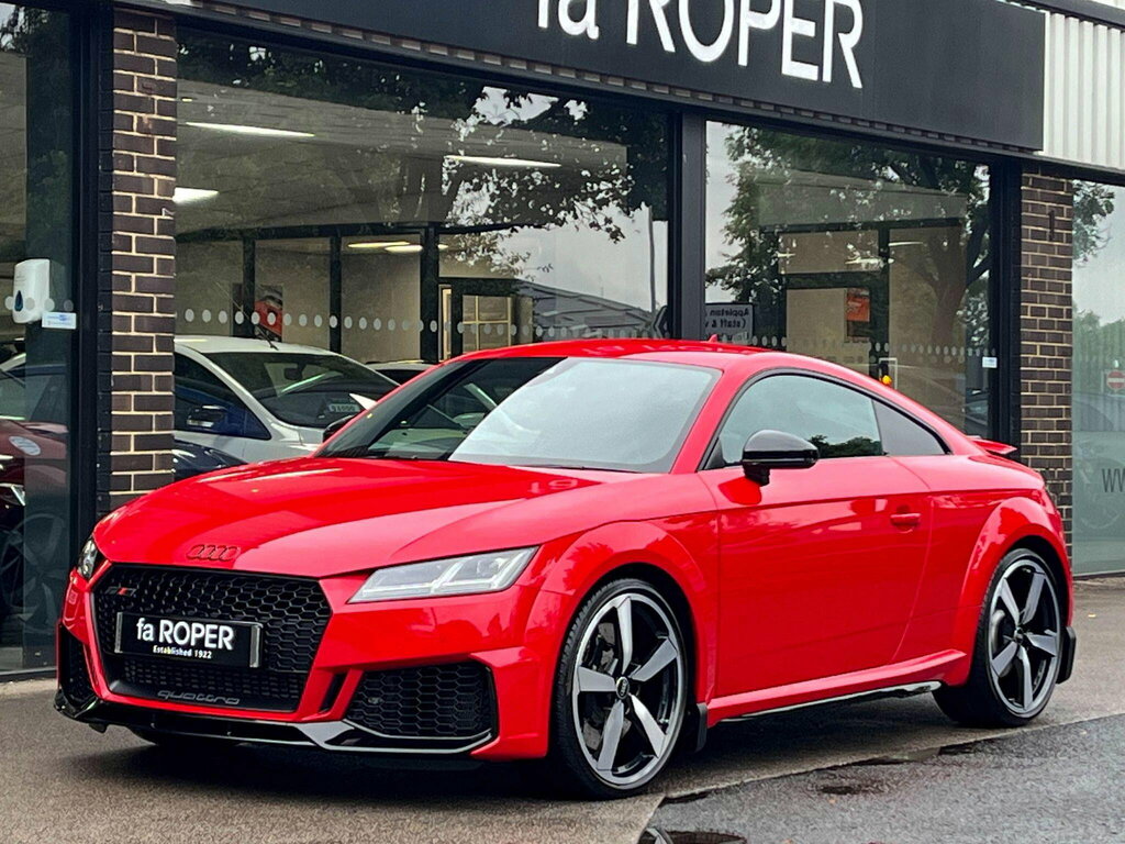 Audi TT RS Rs 2.5 Tfsi Vorsprung Quattro S Tronic 400Ps Red