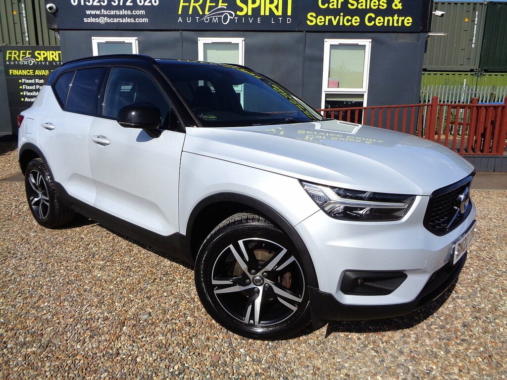 Volvo XC40 T3 R-design BN20OBO Silver