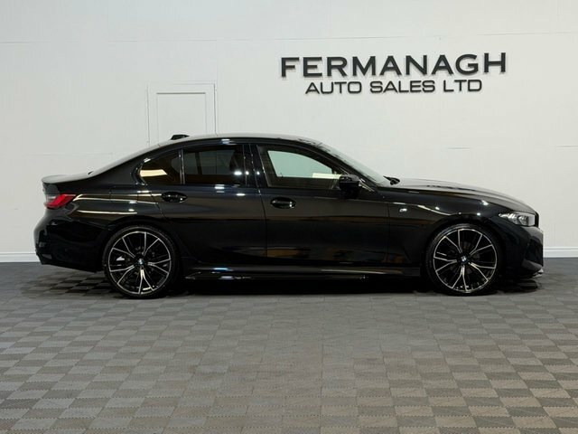 BMW 3 Series Automatic LC23JYU Black #2