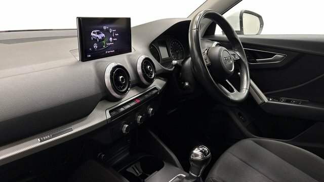 Audi Q2 Manual BP21HFL White #4