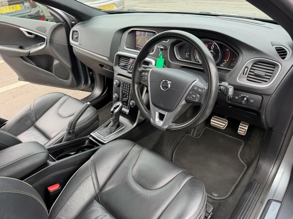 Volvo V40 Hatchback 2.0 D2 R-design Edition Euro 6 Ss KM19FDX Grey #3