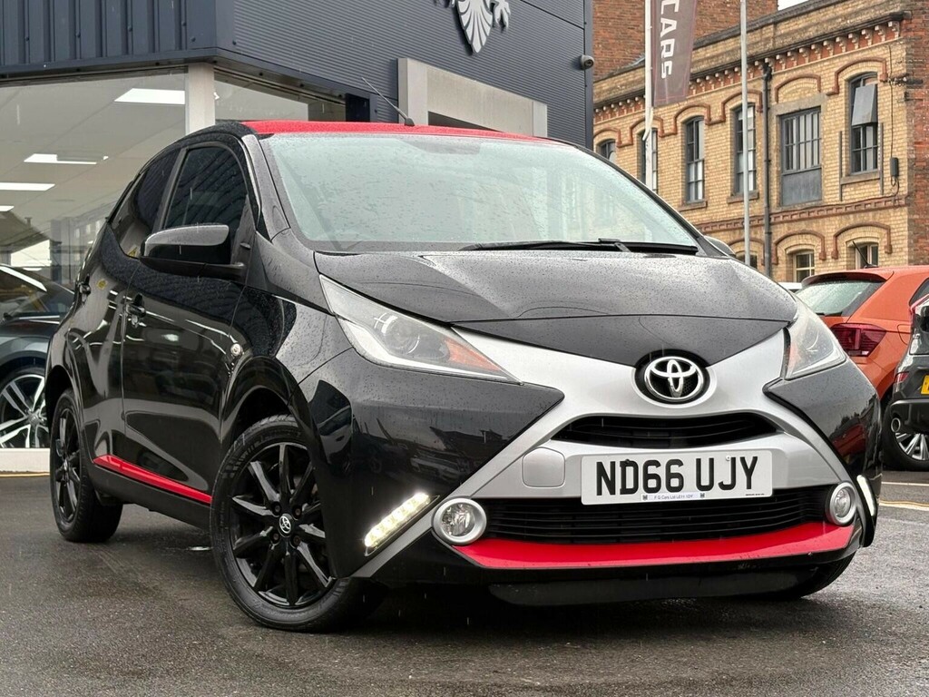 Toyota Aygo Hatchback 1.0 Vvt-i X-press Euro 6 201766 Black