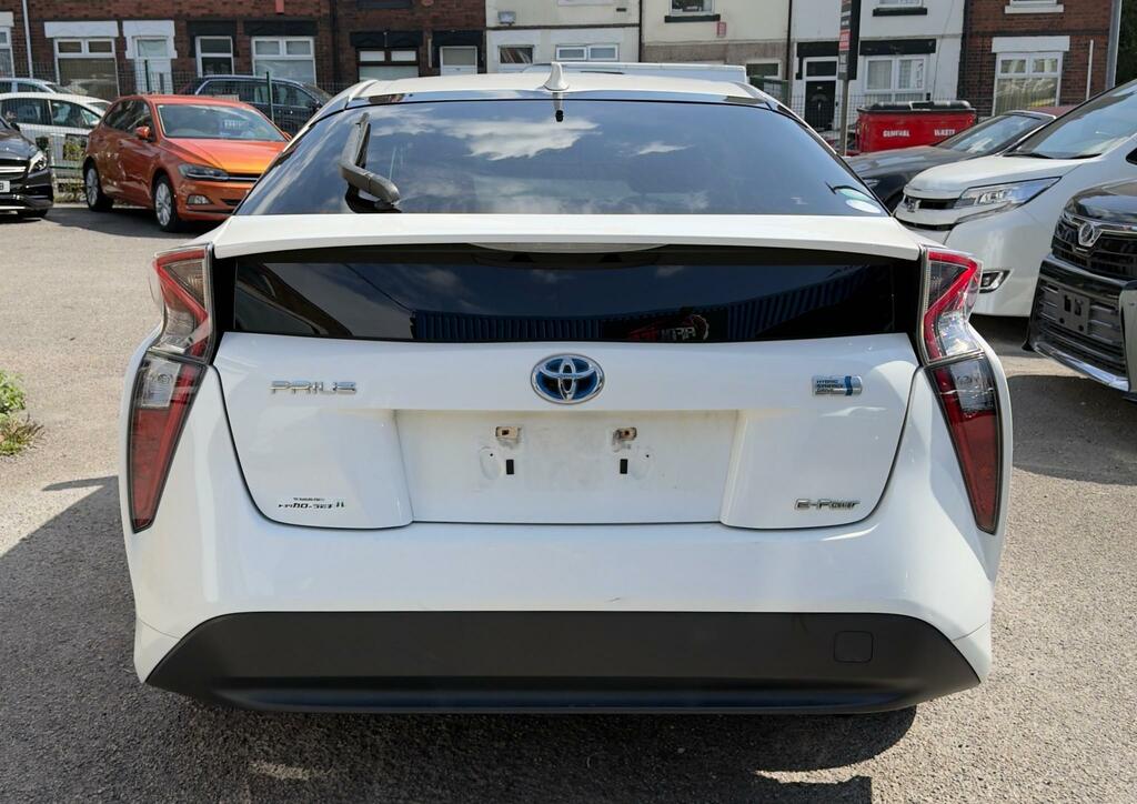Toyota Prius 1.8 Vvt-h T4 Hatchback Hybrid Cvt Euro White #6